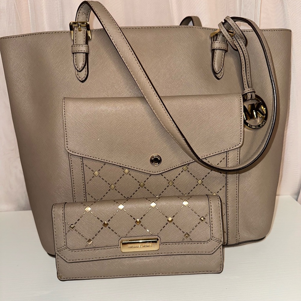 Michael Kors Taupe Saffiano Leather Tote with Matching Wallet